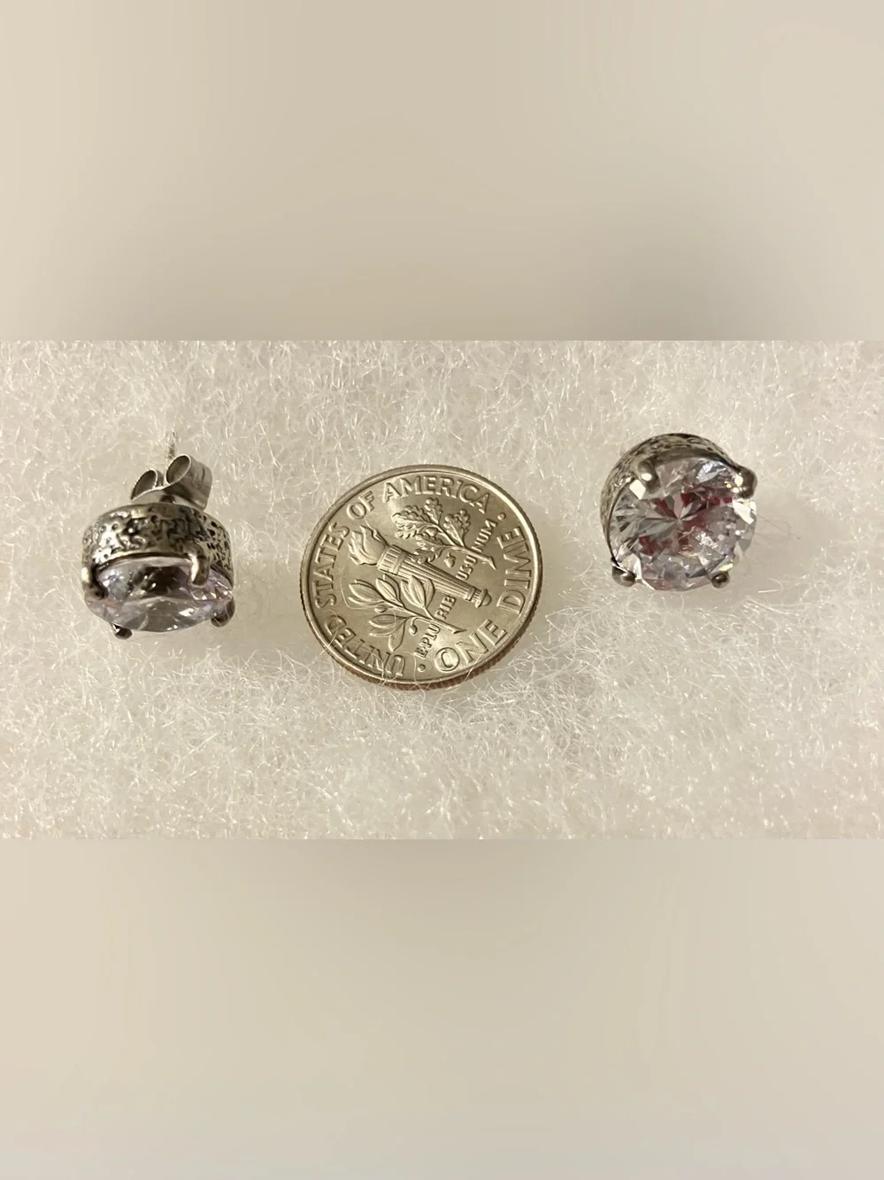 Retired Silpada Crown Jewels  Stud Earrings - Silver - Picture 4 of 12